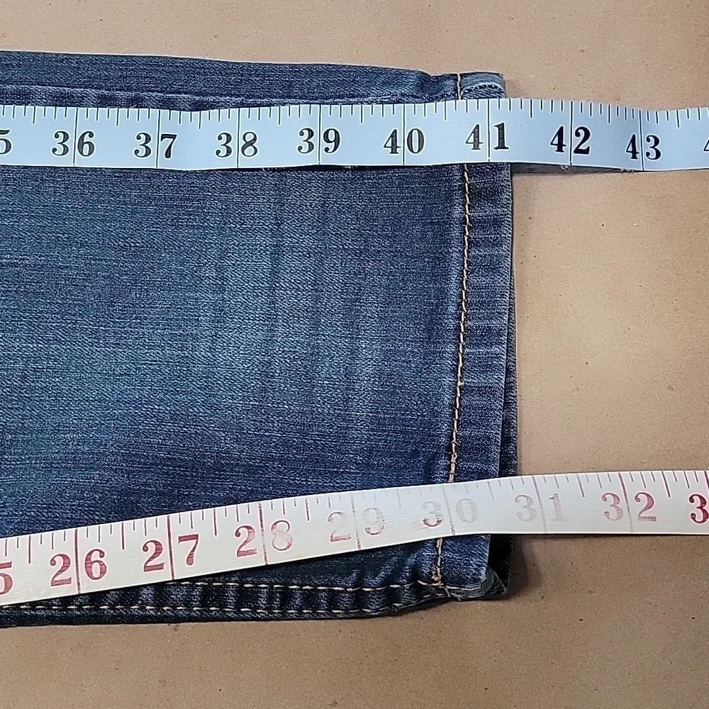 Levis 502, Size 32x34 Taper Fit Men's Jeans, Med-Dark Wash, Good Used Condition